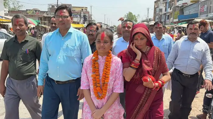 MP 12वीं बोर्ड रिजल्ट 2025: मैहर की प्रियल द्विवेदी बनीं ओवरऑल टॉपर, जानिए पूरे रिजल्ट की पूरी जानकारी - 